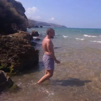 Accompagnatore gigolo Ilios