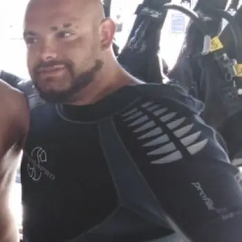 Accompagnatore gigolo Oscarr