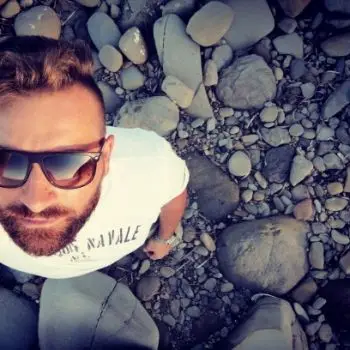 Accompagnatore gigolo Ettorex