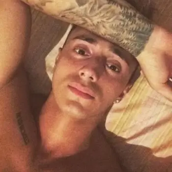 Accompagnatore gigolo Arvin