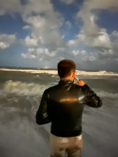 Accompagnatore gigolo Riccardo