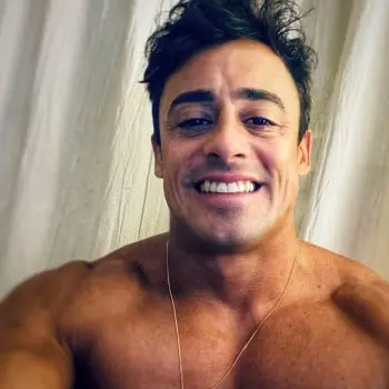 Accompagnatore gigolo Tony