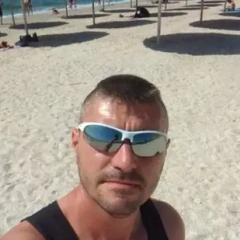 Accompagnatore gigolo Georgemar