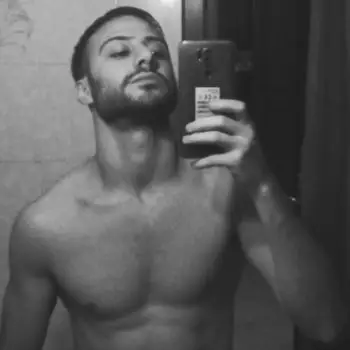 Accompagnatore gigolo Riccardo Accocci