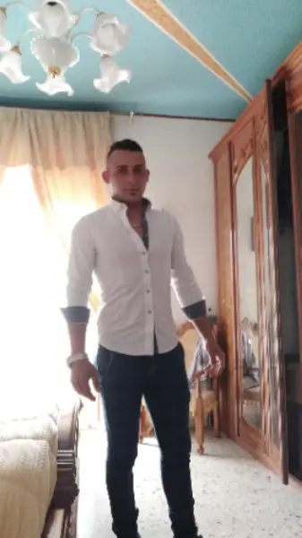 Accompagnatore gigolo Mario7