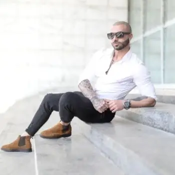 Accompagnatore gigolo Ivan