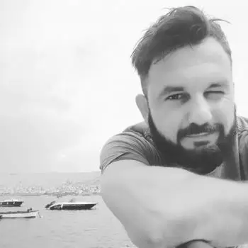 Accompagnatore gigolo Erik