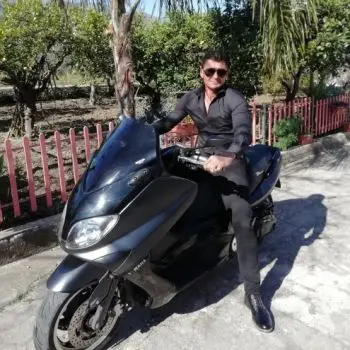 Accompagnatore gigolo Roby20