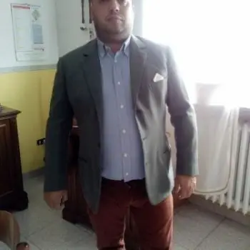 Accompagnatore gigolo Aaron1934