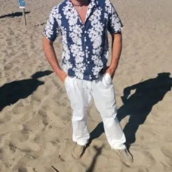 Accompagnatore gigolo Francesco disole