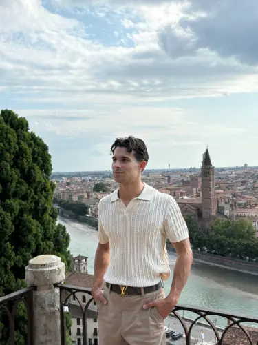 Accompagnatore gigolo Marco Aurelio