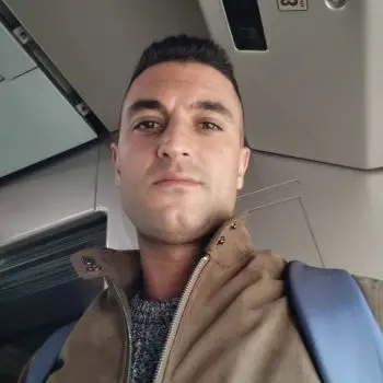 Accompagnatore gigolo Raul