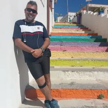 Accompagnatore gigolo Emiro