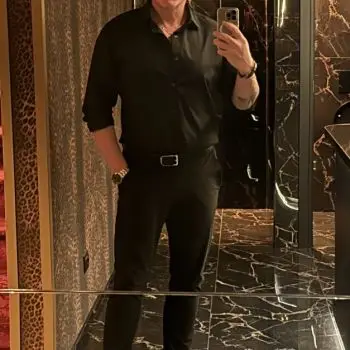 Accompagnatore gigolo Chris