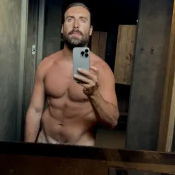 Accompagnatore gigolo L