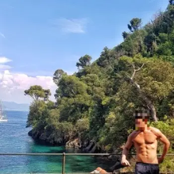 Accompagnatore gigolo Pedro