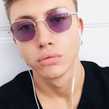 Accompagnatore gigolo Alex98