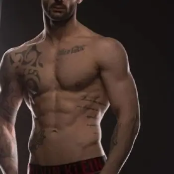 Accompagnatore gigolo Valerio