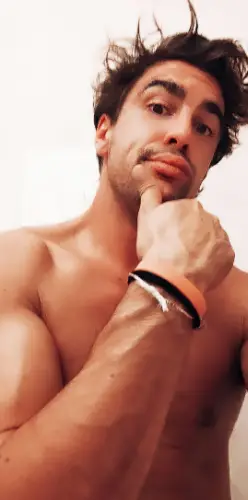 Accompagnatore gigolo Matman