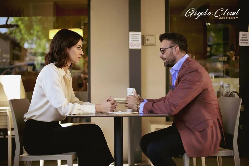 Gigolo' per sostituzione amico
