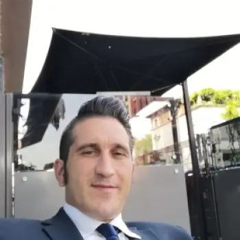 Accompagnatore gigolo Giovanni.