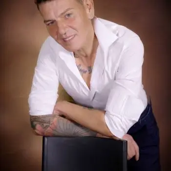 Accompagnatore gigolo Savy