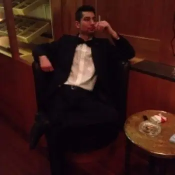 Accompagnatore gigolo Mikael