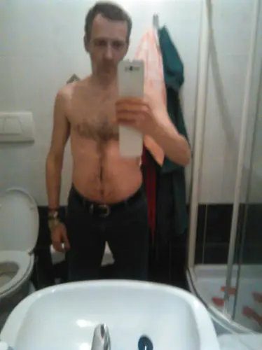 Accompagnatore gigolo Massaggiatore