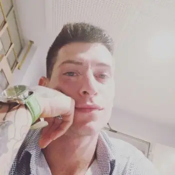Accompagnatore gigolo Emi91