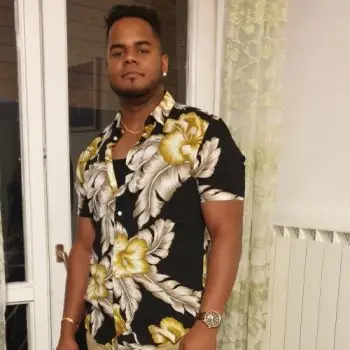 Accompagnatore gigolo Moreno21