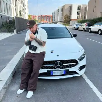 Accompagnatore gigolo Riccardo E.