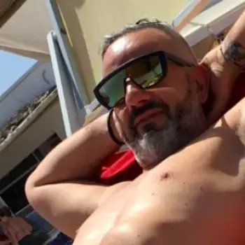 Accompagnatore gigolo Alexplain