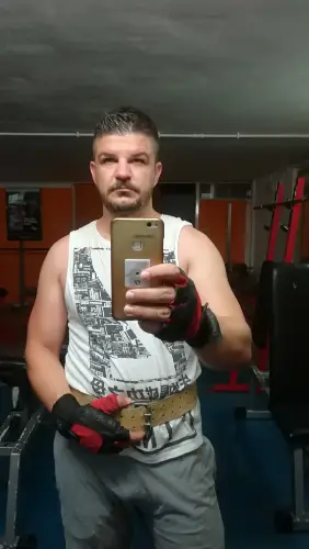 Accompagnatore gigolo Deepdaniel
