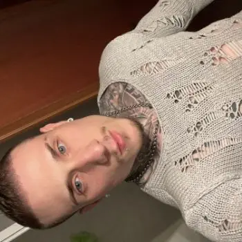 Accompagnatore gigolo Riky Il Magnifico