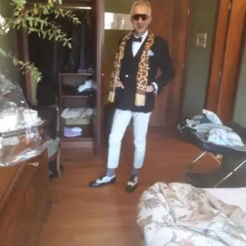 Accompagnatore gigolo Oscar