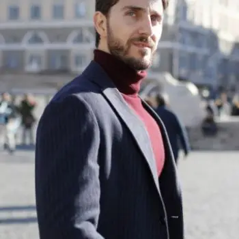 Accompagnatore gigolo Kris