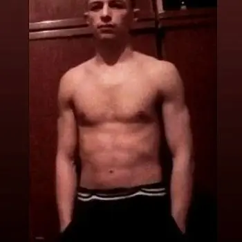 Accompagnatore gigolo Mattja