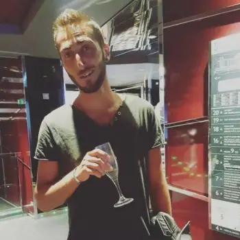 Accompagnatore gigolo Antoniostig