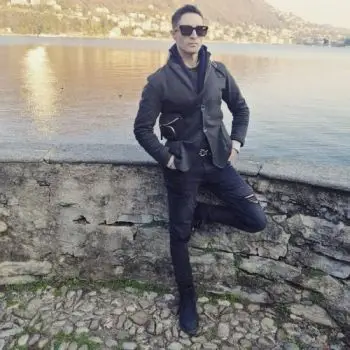 Accompagnatore gigolo Eteromark