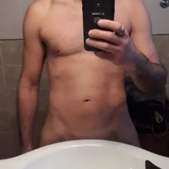 Accompagnatore gigolo Viky