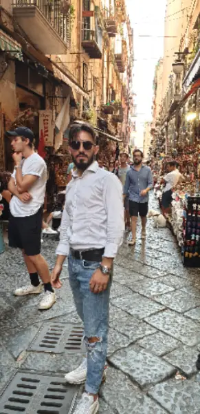 Accompagnatore gigolo Pete