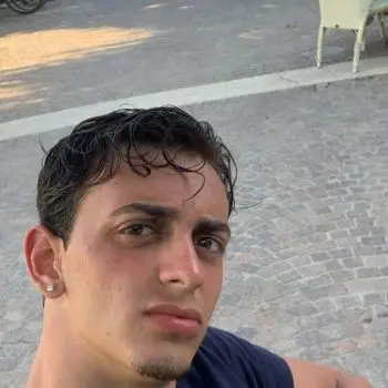 Accompagnatore gigolo Francesco 