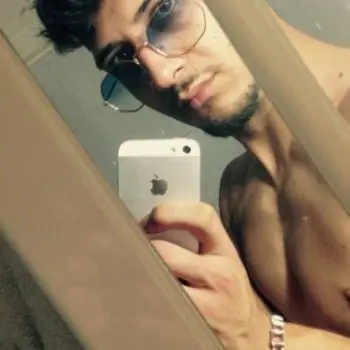 Accompagnatore gigolo Andry