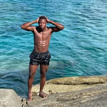 Accompagnatore gigolo L&rsquo;uomo noir