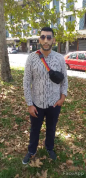 Accompagnatore gigolo Curtis
