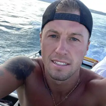 Accompagnatore gigolo Brad