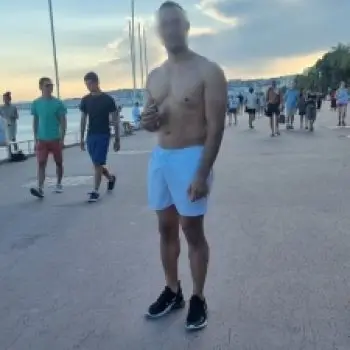 Accompagnatore gigolo Manuel rey