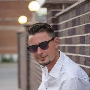 Accompagnatore gigolo Emilio