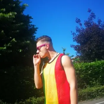 Accompagnatore gigolo Depa