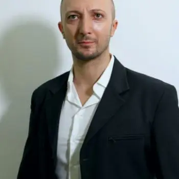 Accompagnatore gigolo Ragos